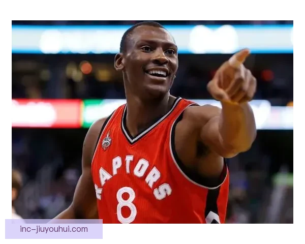 博加在尼斯边路频频突破展现极强进攻威胁